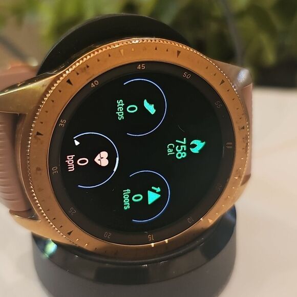 Rose Gold Samsung Smartwatch with Charging Dock - Picture 8 of 12